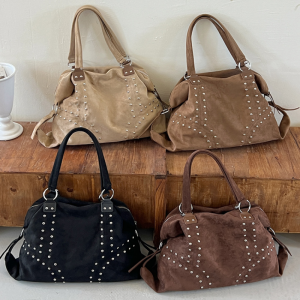 Casual Style Metal Hardware Studded Solid Color Rivet Suede Women's Square Shoulder Bags h5 Picture6