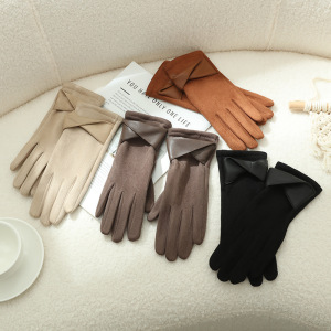Simple Series Elegant Solid Color Twist Suede Gloves h5 Picture2
