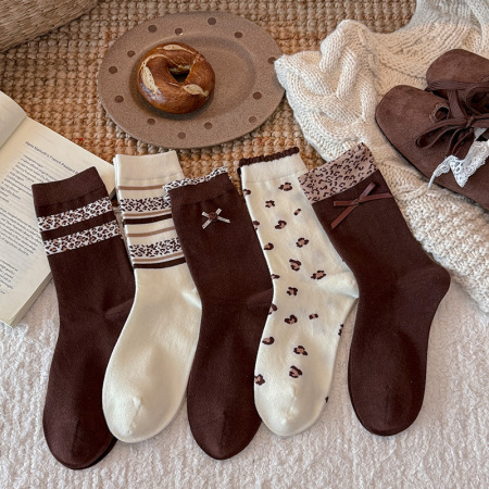 Women's Retro Stripes Leopard Print Mid-Calf Socks
