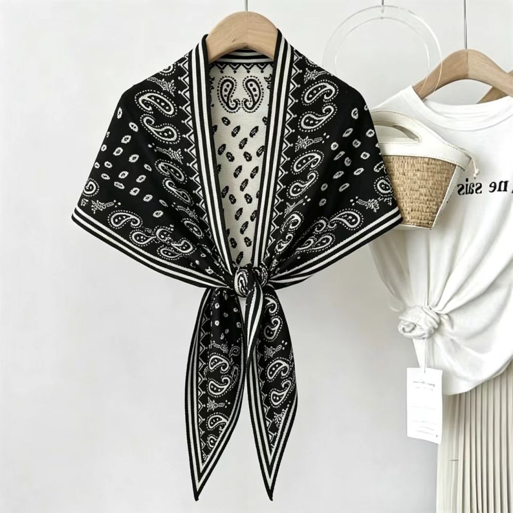 Ethnic Series Casual Woven Paisley Pattern Polyester Triangular Scarves Picture2