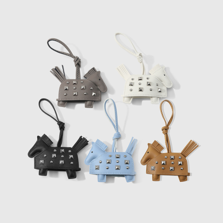 1 Pieza Decorativa Creativa Retro Diario Mini Pony Remachado Adorno Para Bolso De Mujer