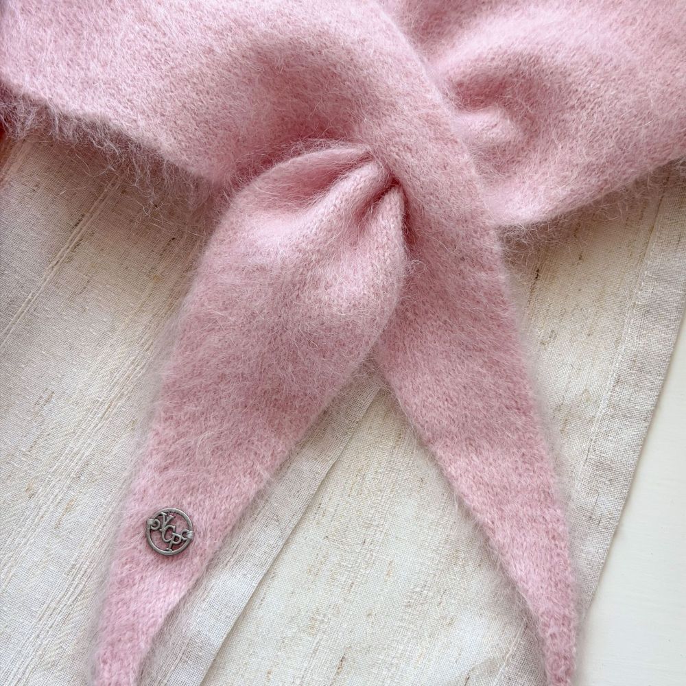 Simple Series Daily Letter Solid Color Wool Polyester Blend Triangular Scarves h5Picture3