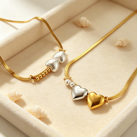 Romantic Series Retro Heart Stainless Steel Waterproof Gold Color Women‘s Pendant Necklaces 2