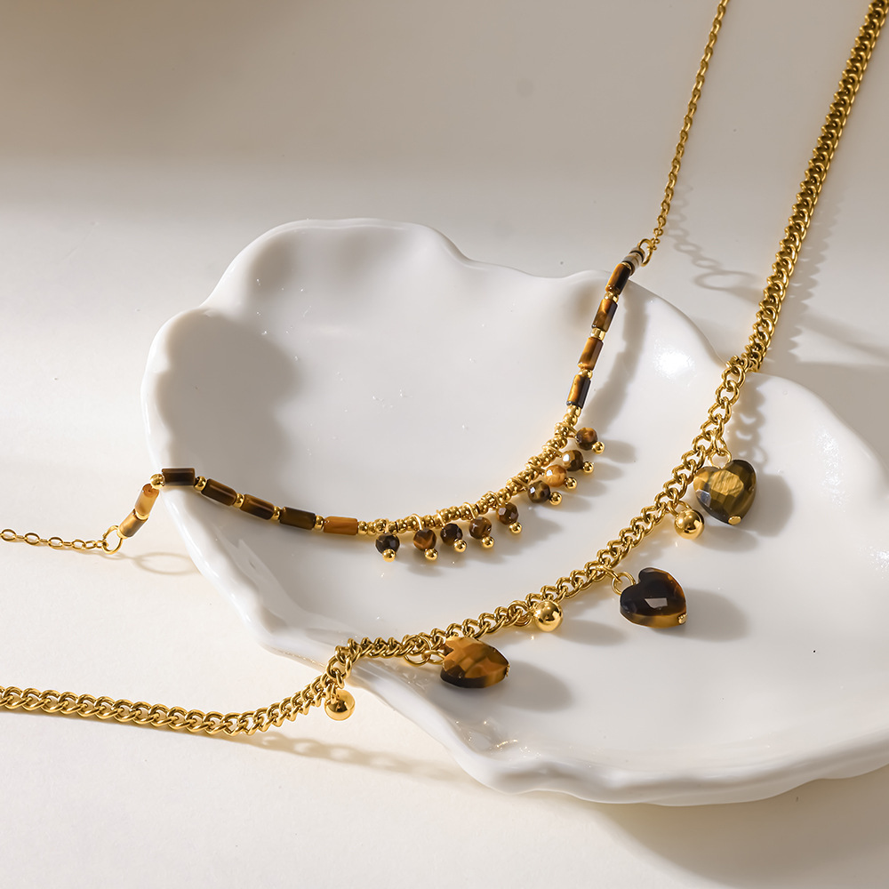 Collana Da Donna Classic Series Con Nappina, Forma Geometrica, In Acciaio Inossidabile, Impermeabile, Colore Oro. Immagine2