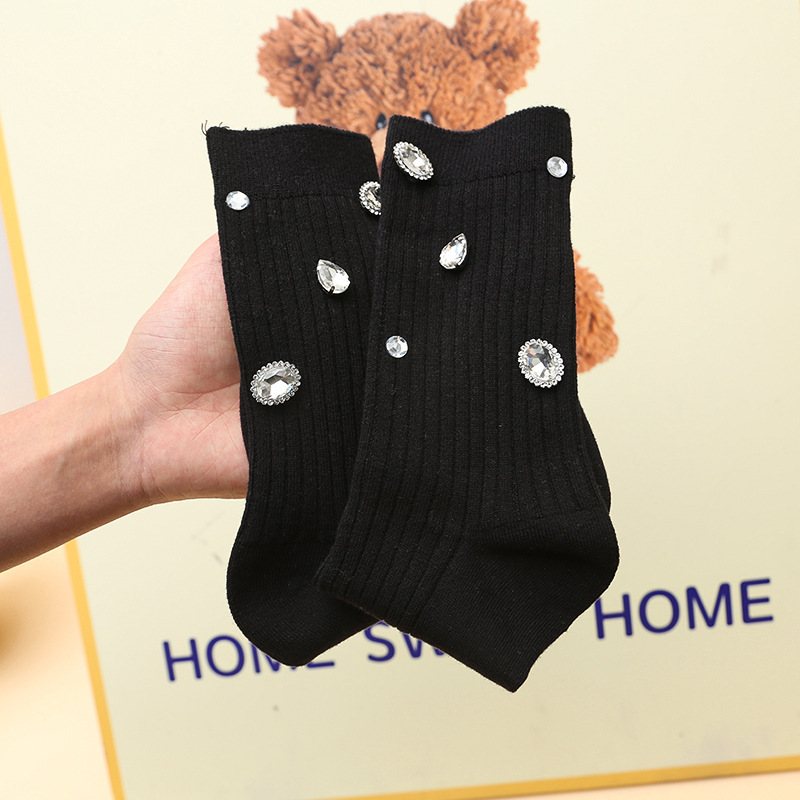 Women's Elegant Solid Color Mid-Calf Socks