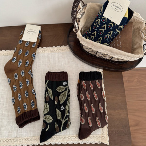 Women's Retro Paisley Pattern Polka Dots Color Clash Small Floral Mid-Calf Socks h5 Picture2