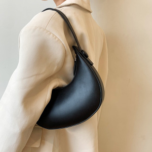 Minimalist Style None Solid Color Pu Women's Underarm Handbags h5 Picture4