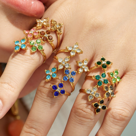 Luxurious Series Elegant Clover Stainless Steel Waterproof Gold Color Zircon Women's Gemstone Rings 2