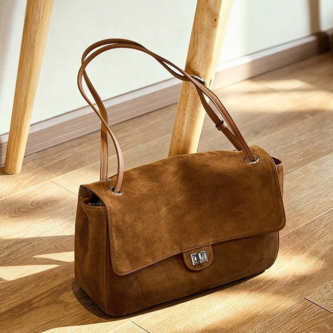 Casual Style Quilted Stitching Solid Color Suede Women's Square Shoulder Bags h5Picture4