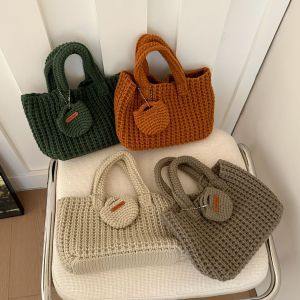 Casual Style Woven Solid Color Woven Polyester Women's Square Handbags h5 Picture2
