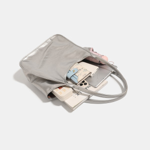 Casual Style None Solid Color Pu Women's Square Shoulder Bags h5 Picture4
