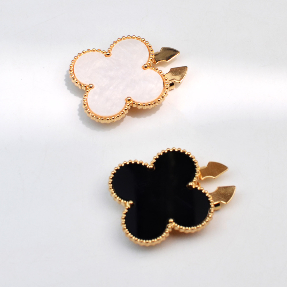 Simple Series Daily Solid Color Clover Sea Shells Shell Cufflinks Picture3