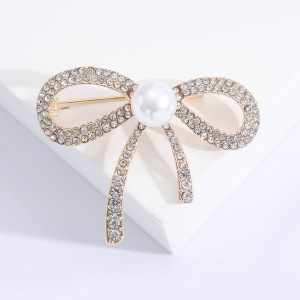 Luxurious Series Sweet Bow Knot Metal Rhinestone Artificial Pearl Brooches h5 Picture3