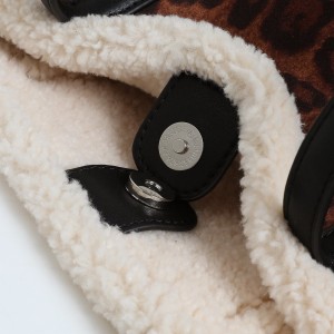Casual Style Patchwork Fluffy Solid Color Patchwork Leopard Print Suede Women's Square Tote Bags h5 Picture4