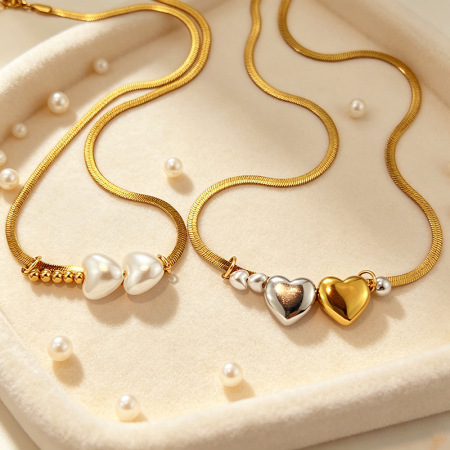 Romantic Series Retro Heart Stainless Steel Waterproof Gold Color Women‘s Pendant Necklaces