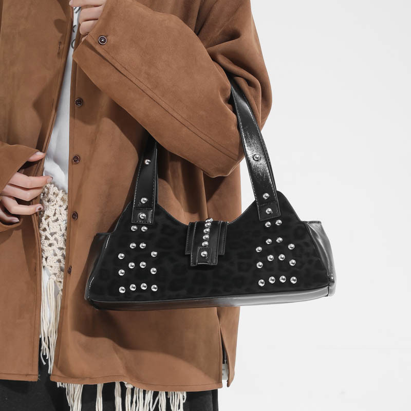 Streetwear Style Studded Leopard Print Rivet Pu Women's Square Shoulder Bags h5Picture5