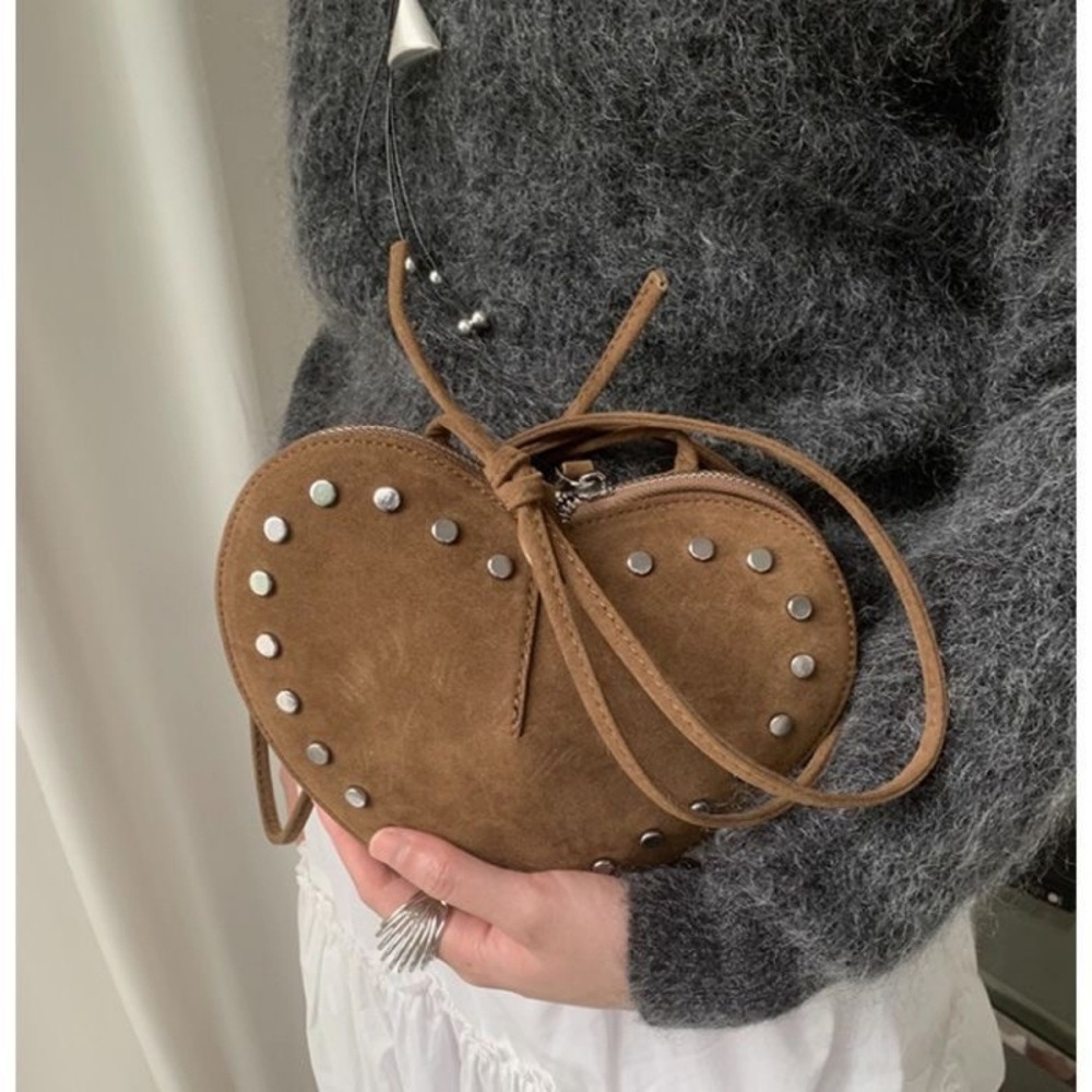 Casual Style Studded Rivet Suede Women's Heart Crossbody Bags 