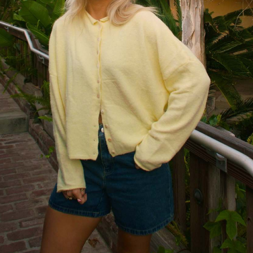 Minimalist Solid Color Button Straight Knit Cardigan h5Picture3