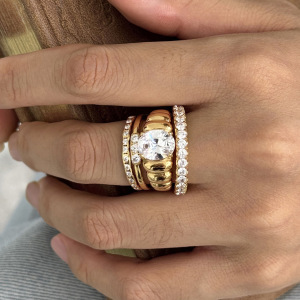 Luxurious Series Ellipse Shape Stainless Steel Waterproof Gold Color Zircon Women's Gemstone Rings h5 Picture3