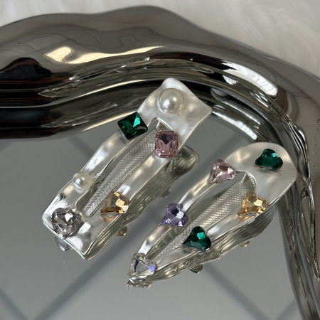 Luxurious Series Retro Irregular Shape Alloy Rhinestone Artificial Gemstone Hair Clips 2