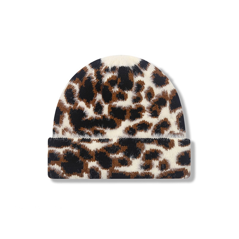 Simple Series Retro Key Mixed Color Animal Print Polyester Beanie 