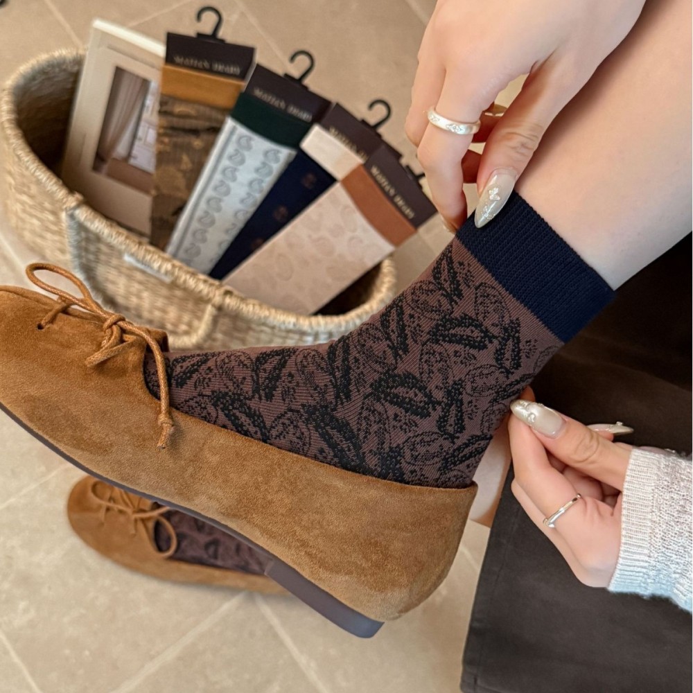 Women's Ethnic Style Floral Print Paisley Pattern Color Clash Mid-Calf Socks h5Picture3