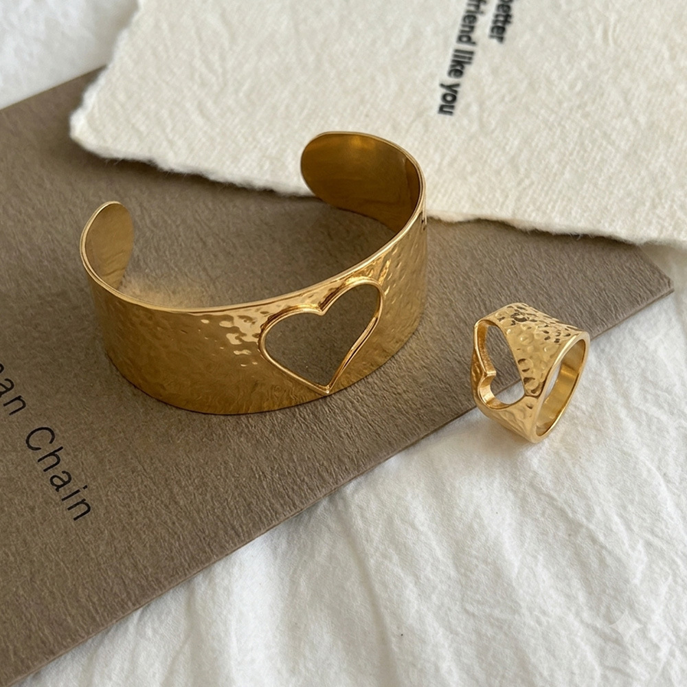 Heart Hammer Pattern Stainless Steel Waterproof Gold Color Women's Bracelets Sets Picture4