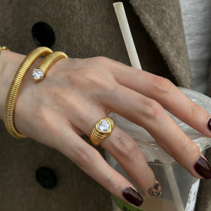 Luxurious Series Heart Thread Stainless Steel Waterproof Gold Color Zircon Women's Bracelets Sets h5 Picture3
