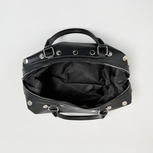 Casual Style Metal Hardware Studded Solid Color Rivet Pu Women's Square Handbags h5 Picture4