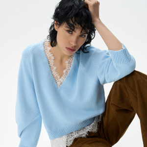 Elegant Solid Color Lace Panel Regular Knitted Jumper h5