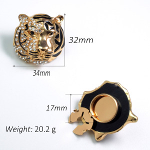 Luxurious Series Retro Animal Solid Color Leopard Print Metal Rhinestone Cufflinks h5 Picture5