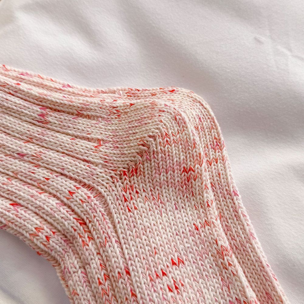 Women's Slight Bounce Basic Solid Color Mid-Calf Socks h5Picture7
