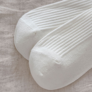 Women's Slight Bounce Basic Solid Color Calf Socks h5 Picture5