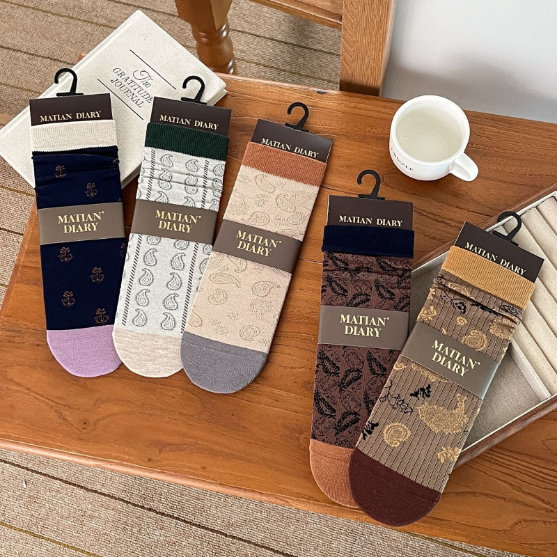 Women's Ethnic Style Floral Print Paisley Pattern Color Clash Mid-Calf Socks h5Picture5