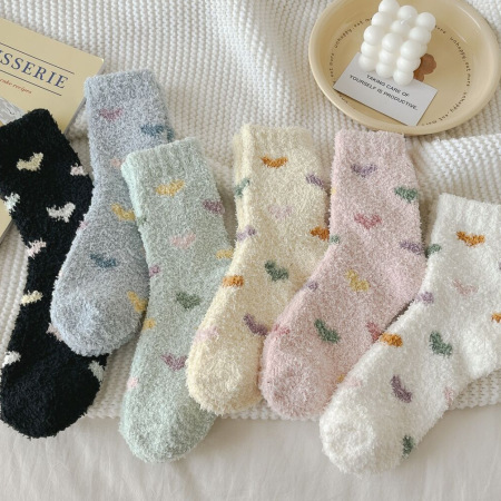 Calcetines De Media Pantorrilla Con Diseño De Corazón, Estilo Casual Y Ligeramente Elástico. 2