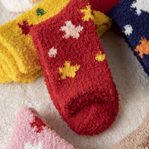 Women's Slight Bounce Casual Polka Dots Christmas Color Clash Mid-Calf Socks h5 Picture5