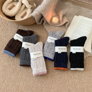Women's Slight Bounce Basic Solid Color Mid-Calf Socks h5 Picture4