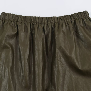 Retro Solid Color Ruffle Edge Slim Fit Shorts h5 Picture5