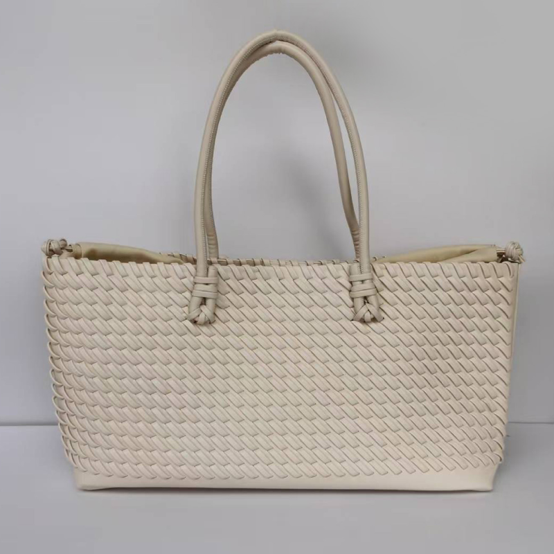 Casual Style Woven Solid Color Woven Pu Women's Square Tote Bags h5Picture2