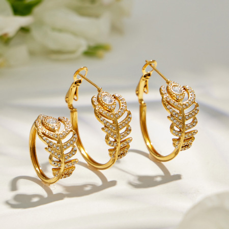 Luxuriöse Serie: Elegante Federohrringe Aus Edelstahl, Wasserdicht, Goldfarben, Mit Zirkonia Besetzt – Damen-Ohrring-Sets 2