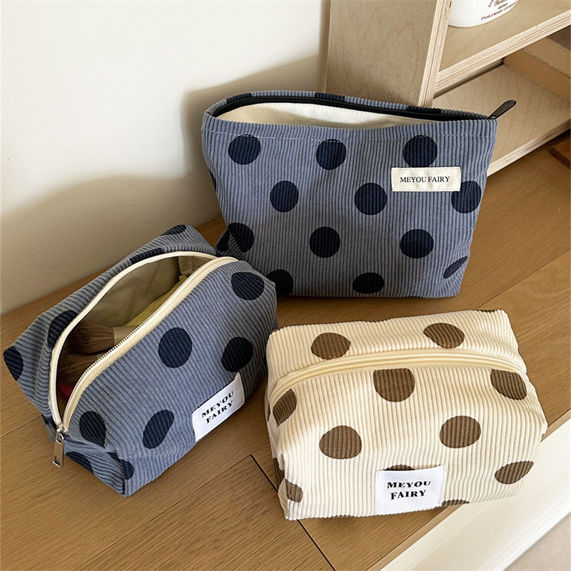 Schlichte Serie, Lässige Kosmetiktaschen Aus Cord Mit Polka Dots In Verschiedenen Farben Bild2