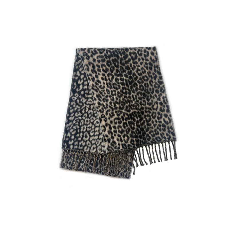Simple Series Retro Leopard Print Tassel Wool Polyester Blend Winter Scarves