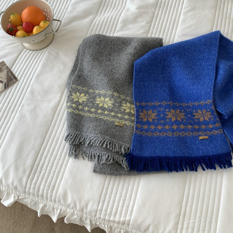 Ethnic Series Bohemian Flower Tassel Mixed Color Wool Polyester Blend Winter Scarves Picture2