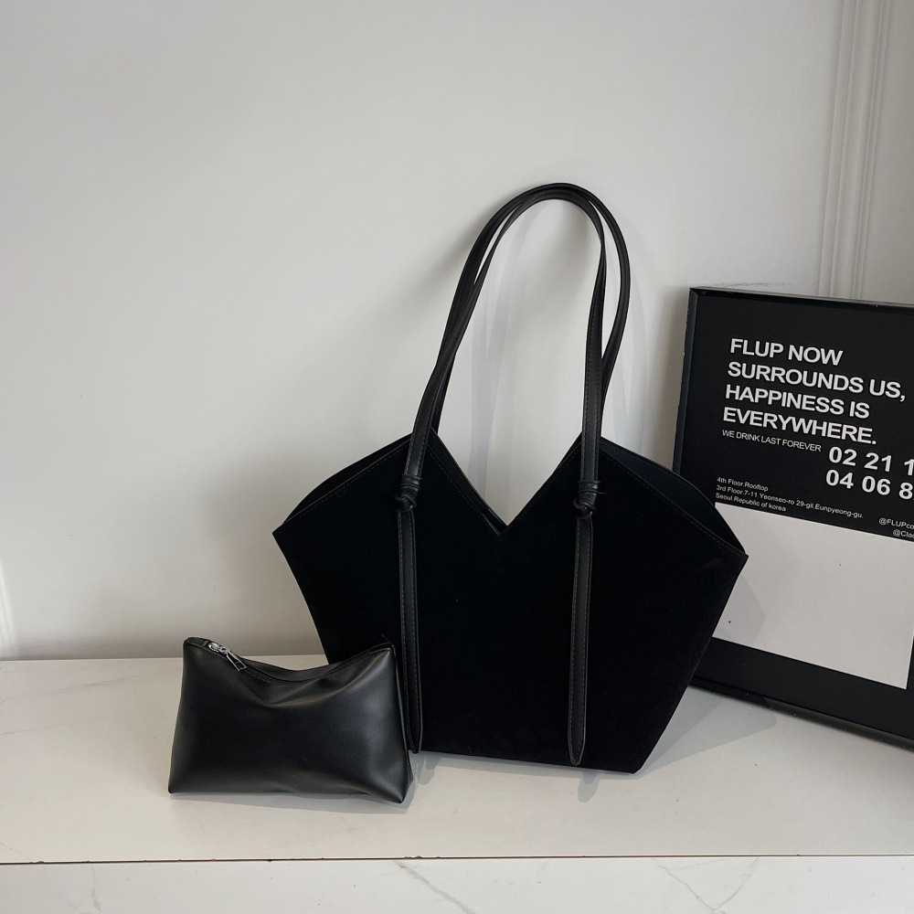 Parisian Chic Style Solid Color Suede Women's Tote Bags