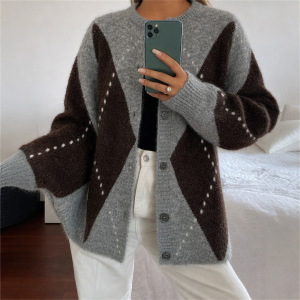 Retro-Strickjacke Mit Farbblock-Design Und Knopfleiste h5 Bild3