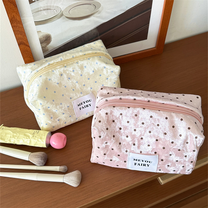 Simple Series Sweet Letter Polka Dots Mixed Color Velvet Makeup Bags h5Picture3