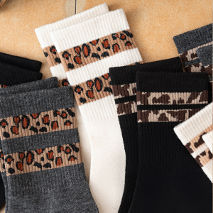 Slight Bounce Retro Stripes Leopard Print Mid-Calf Socks h5 Afbeelding6