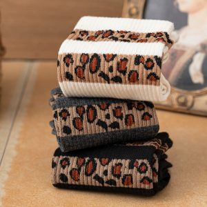 Slight Bounce Retro Stripes Leopard Print Mid-Calf Socks h5 Afbeelding7