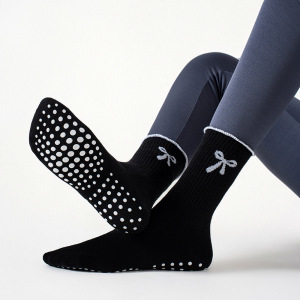 Women's High Bounce Sporty Solid Color Mid-Calf Socks h5 Picture8