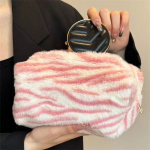 Simple Series Casual Leopard Print Mixed Color Animal Print Gradient Color Imitation Fur Makeup Bags h5